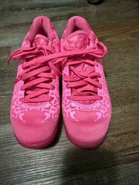 Jordan Women’s Hot Pink Lace-Up Sneakers Size 6.5Y (8W)